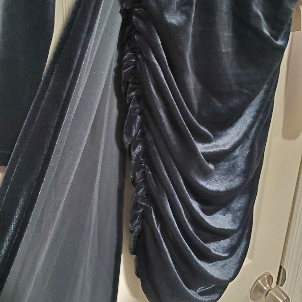 NWT Women's Blue Velvet Ruched Mini Dress with Dramatic Side Drape Size XXS - Picture 7 of 12